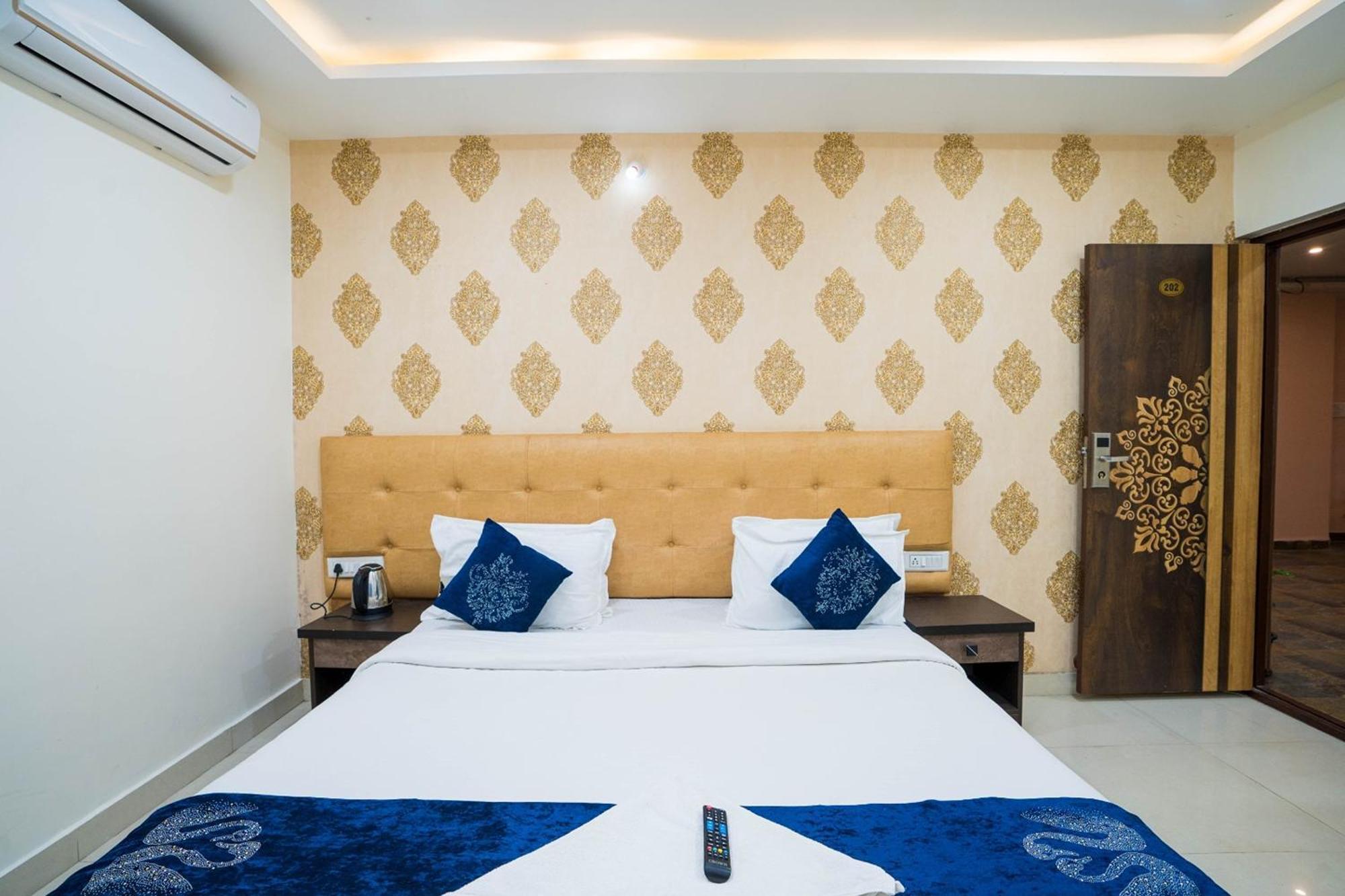 Hotel Accor Inn Bangalore Exterior photo